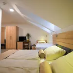 Baron Hotel 3*