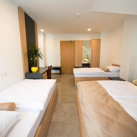 Baron Hotel 3*